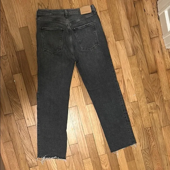 Gray Daphne Crop Jeans - Picture 6 of 9